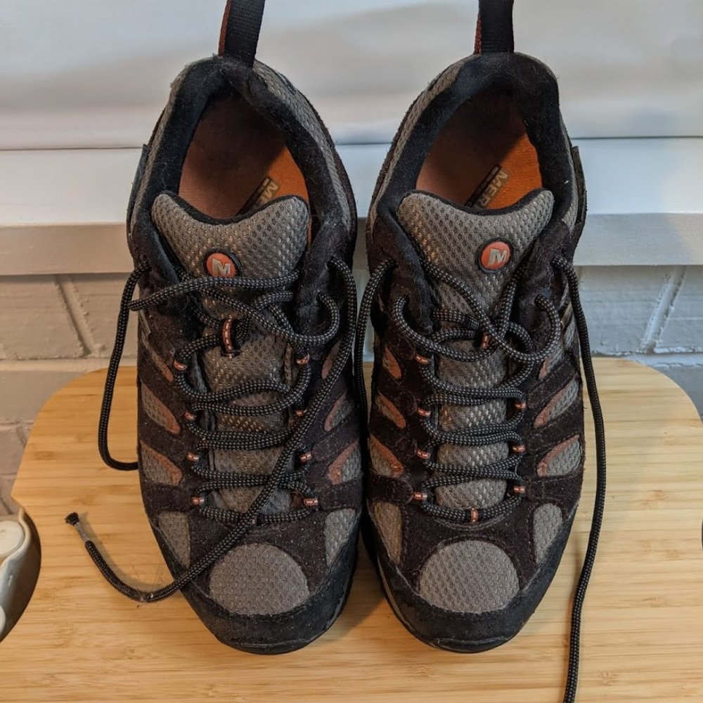 Mens Merrell Moab hiking shoes